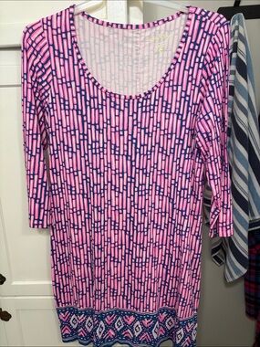 Lilly Pulitzer Pink & Navy Geometric Scoop Neck Tunic
